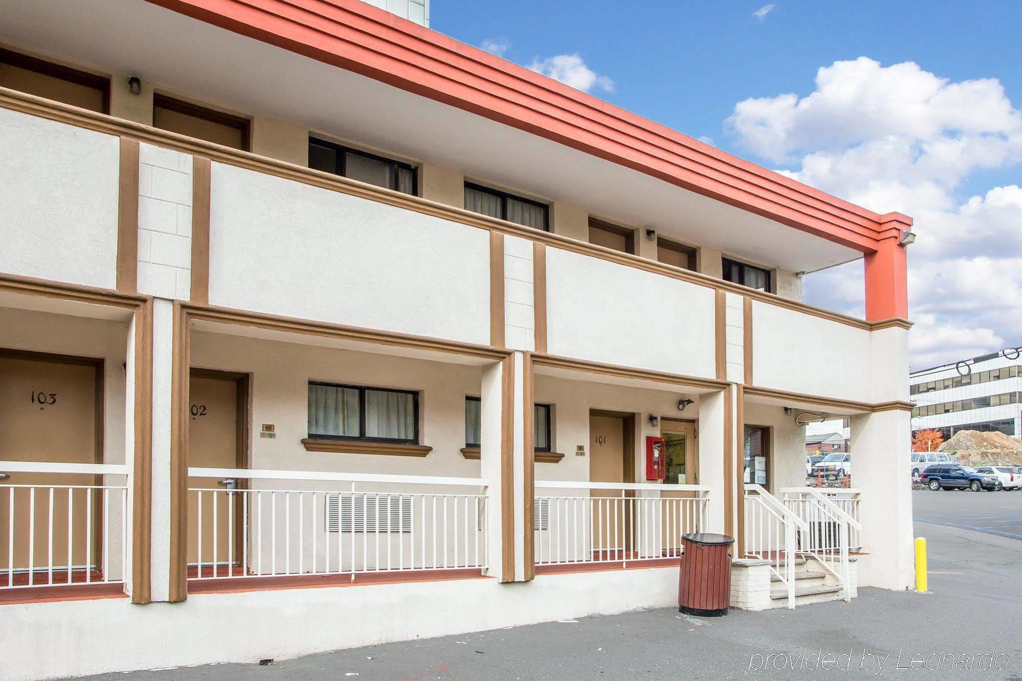 Econo Lodge Fort Lee Exterior photo